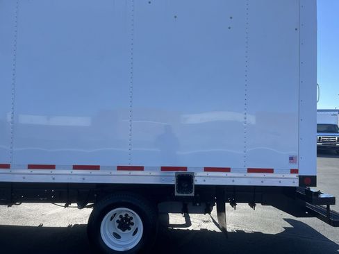 New 2024 Ford E-450 and Econoline 450 Super Duty w/ Power Windows & Locks Group image 4