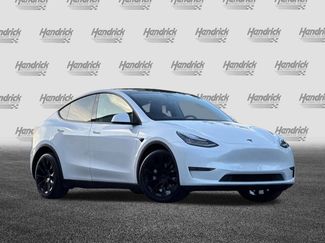 Used 2020 Tesla Model Y Long Range video 2
