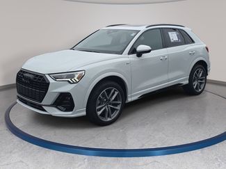 Used 2024 Audi Q3 2.0T Premium Plus w/ Premium Plus Package AWD/4WD video 1