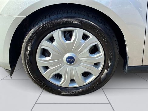Used 2022 Ford Transit Connect XLT FWD image 12