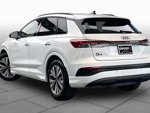 Used 2025 Audi Q4 e-tron Premium Plus w/ Premium Plus RWD image 11