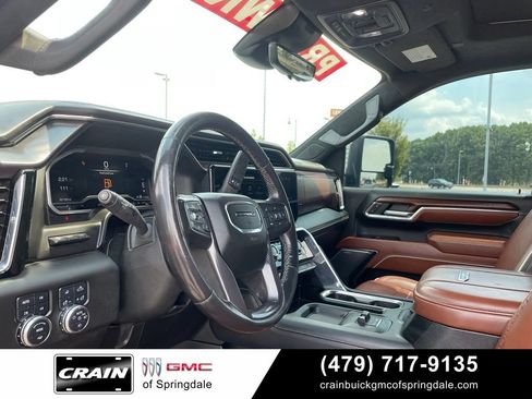 Used 2024 GMC Sierra 2500 Denali Ultimate AWD/4WD image 10