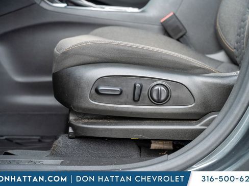 Used 2021 Chevrolet Equinox LT image 19