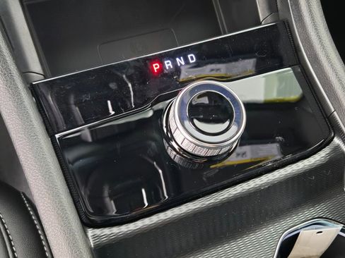 New 2025 Jeep Grand Cherokee L Laredo image 24