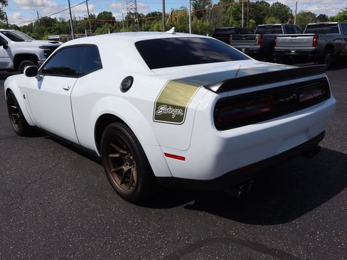 Used 2023 Dodge Challenger R/T Scat Pack RWD image 3