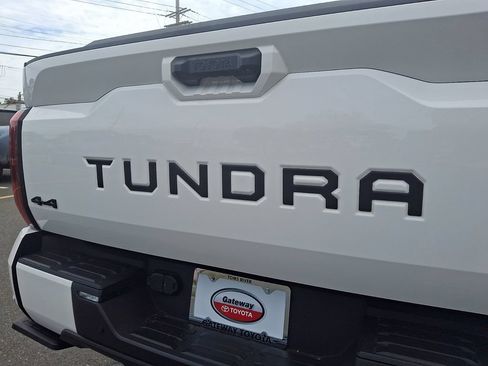Used 2024 Toyota Tundra SR5 w/ SR5 Convenience Package AWD/4WD image 30