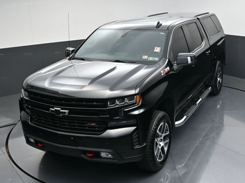 Used 2020 Chevrolet Silverado 1500 LT Trail Boss AWD/4WD image 46