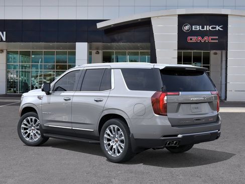 New 2026 GMC Yukon Denali w/ Advanced Technology Package AWD/4WD image 3
