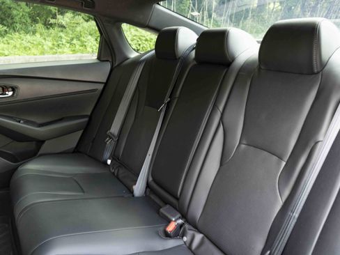 Used 2023 Honda Accord Sport image 18