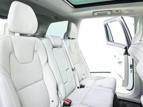 Used 2026 Volvo XC90 T8 Ultra w/ Protection Package Premier AWD/4WD image 23