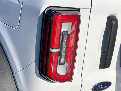 Certified 2022 Ford Bronco Wildtrak image 28