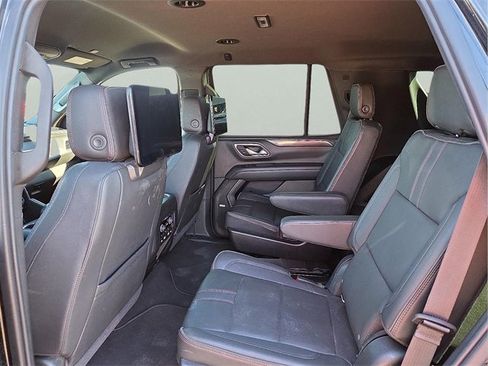 Used 2021 Chevrolet Tahoe RST w/ Luxury Package image 9