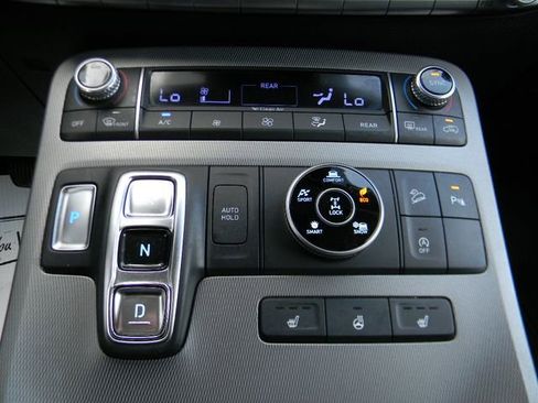 Used 2022 Hyundai Palisade SEL w/ Premium Package AWD/4WD image 16