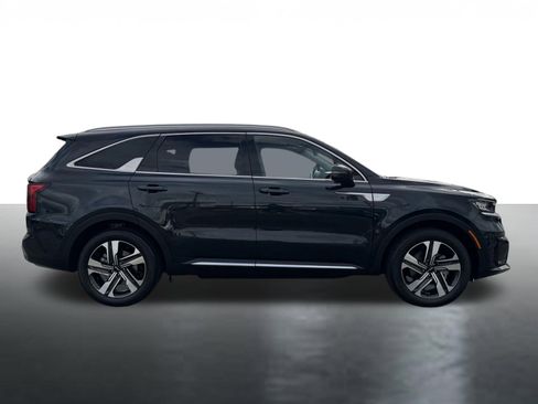 Certified 2023 Kia Sorento EX AWD/4WD image 9