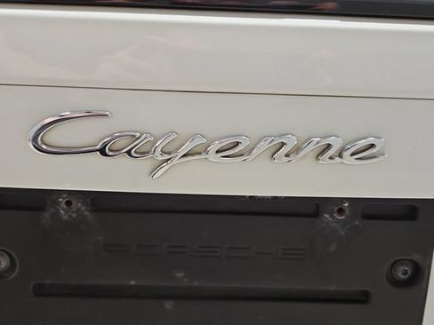 Used 2019 Porsche Cayenne AWD/4WD image 29