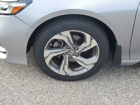 Used 2020 Honda Accord EX-L image 9