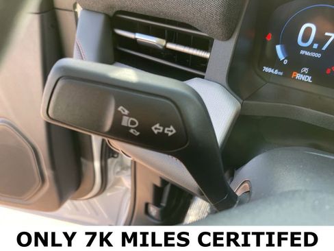 Used 2025 Ford Explorer Active image 29