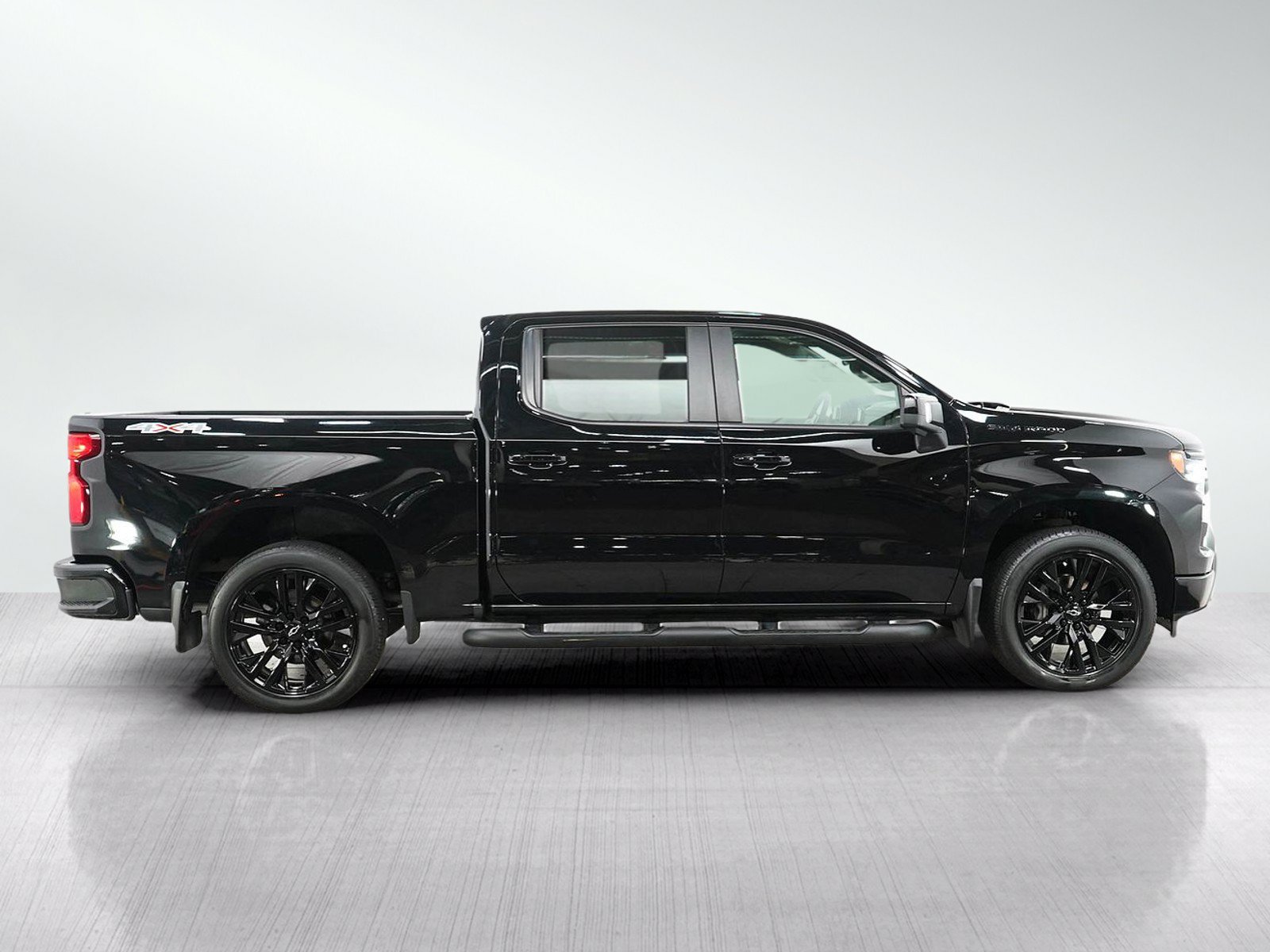 Used 2024 Chevrolet Silverado 1500 RST w/ Rally Edition AWD/4WD image 6
