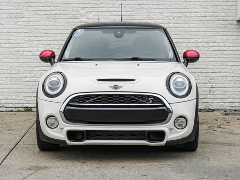 Used 2019 MINI Cooper S w/ Premium Package image 5