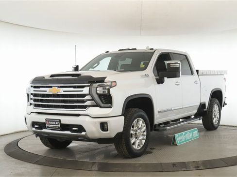 Used 2025 Chevrolet Silverado 2500 High Country w/ High Country Premium Package image 10