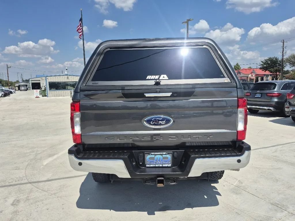 Used 2017 Ford F250 Lariat w/ Lariat Value Package AWD/4WD image 7