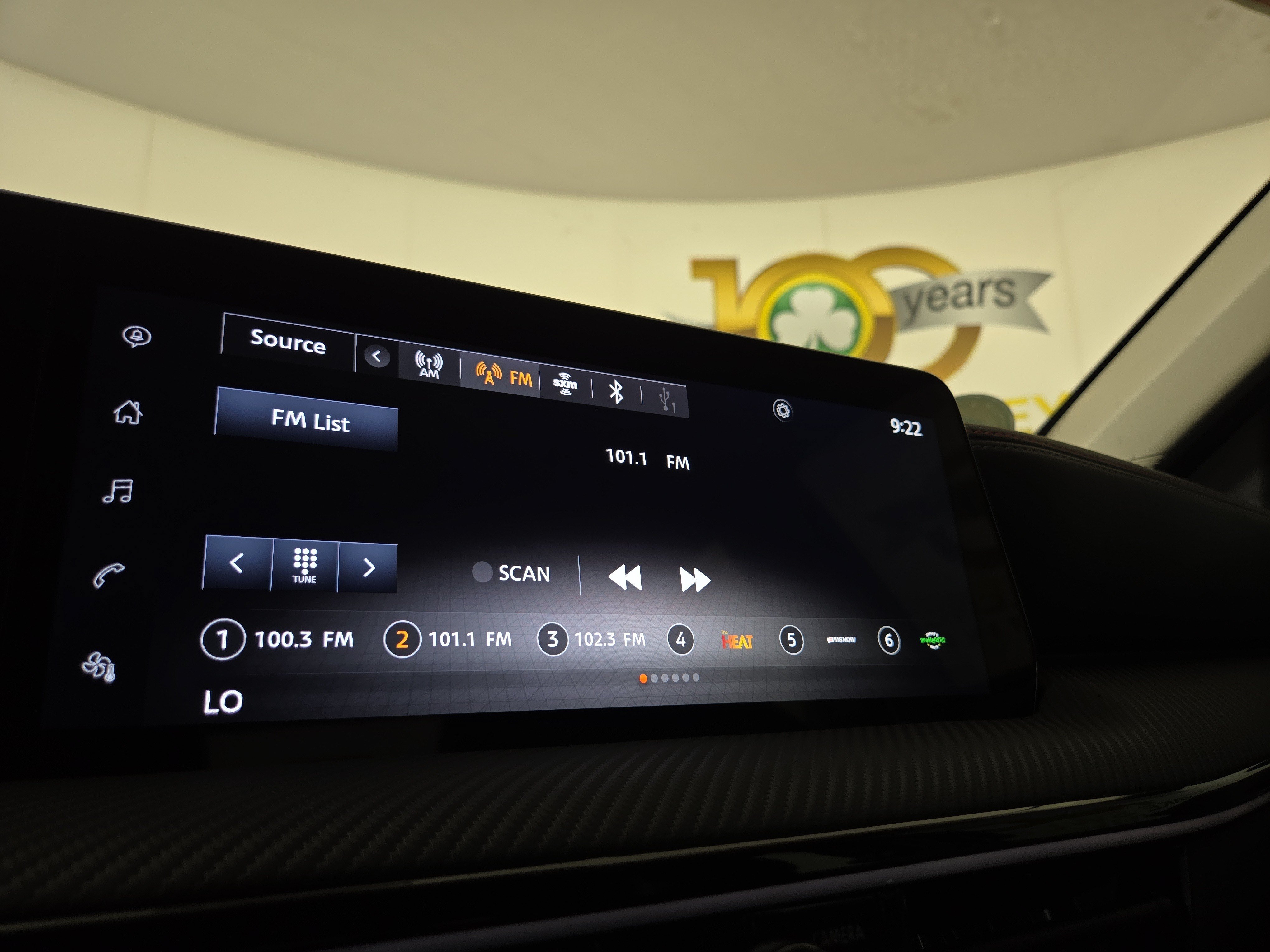 Used 2025 Nissan Kicks SR AWD/4WD image 19