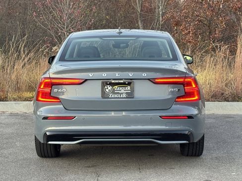 Used 2024 Volvo S60 B5 Plus image 5