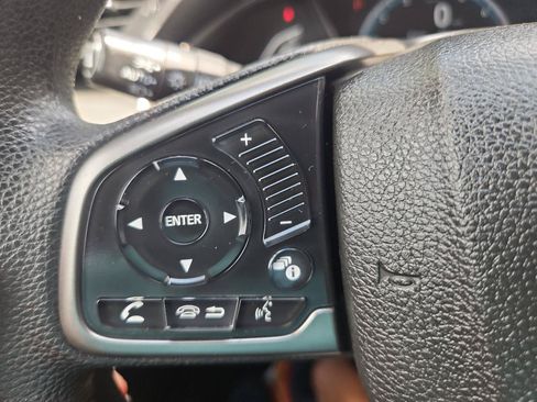 Used 2018 Honda Civic EX image 27