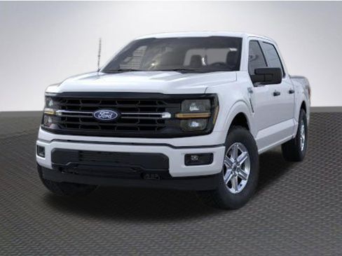 New 2026 Ford F150 XLT w/ Equipment Group 301A Base image 2