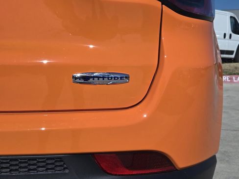 New 2026 Jeep Compass Latitude image 5