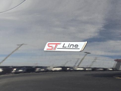 Used 2025 Ford Escape ST-Line image 24