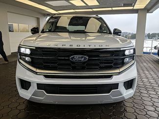 Used 2025 Ford Expedition Max Platinum video 2