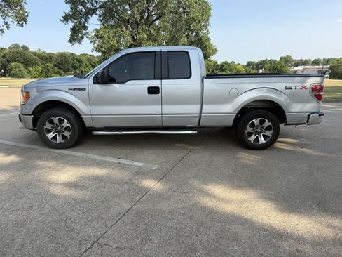 Used 2013 Ford F150 STX w/ Mid Equipment Group RWD image 8
