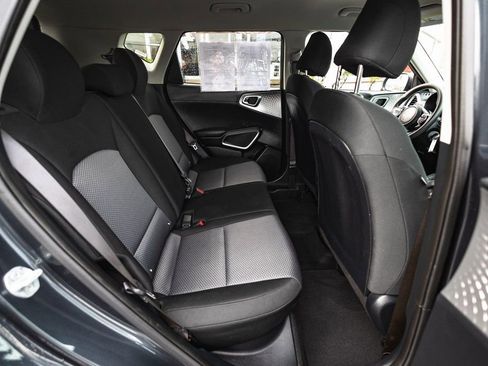 Used 2024 Kia Soul LX w/ Option Group 015 image 31