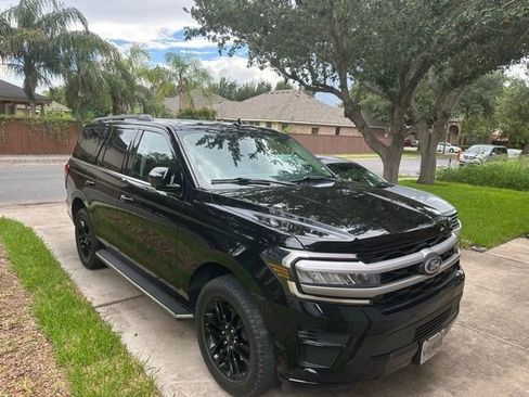 Used 2022 Ford Expedition XLT RWD image 5
