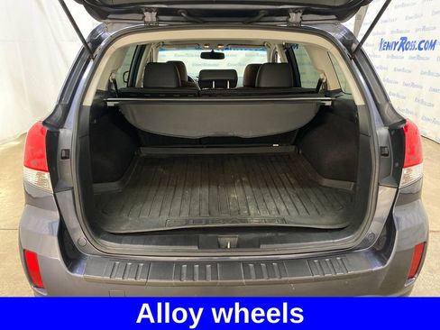 Used 2014 Subaru Outback 2.5i Limited w/ Moonroof Package image 15