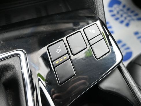 Certified 2024 Kia Sportage EX image 23