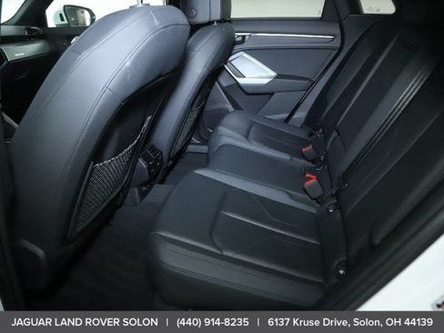Used 2025 Audi Q3 2.0T Premium AWD/4WD image 28