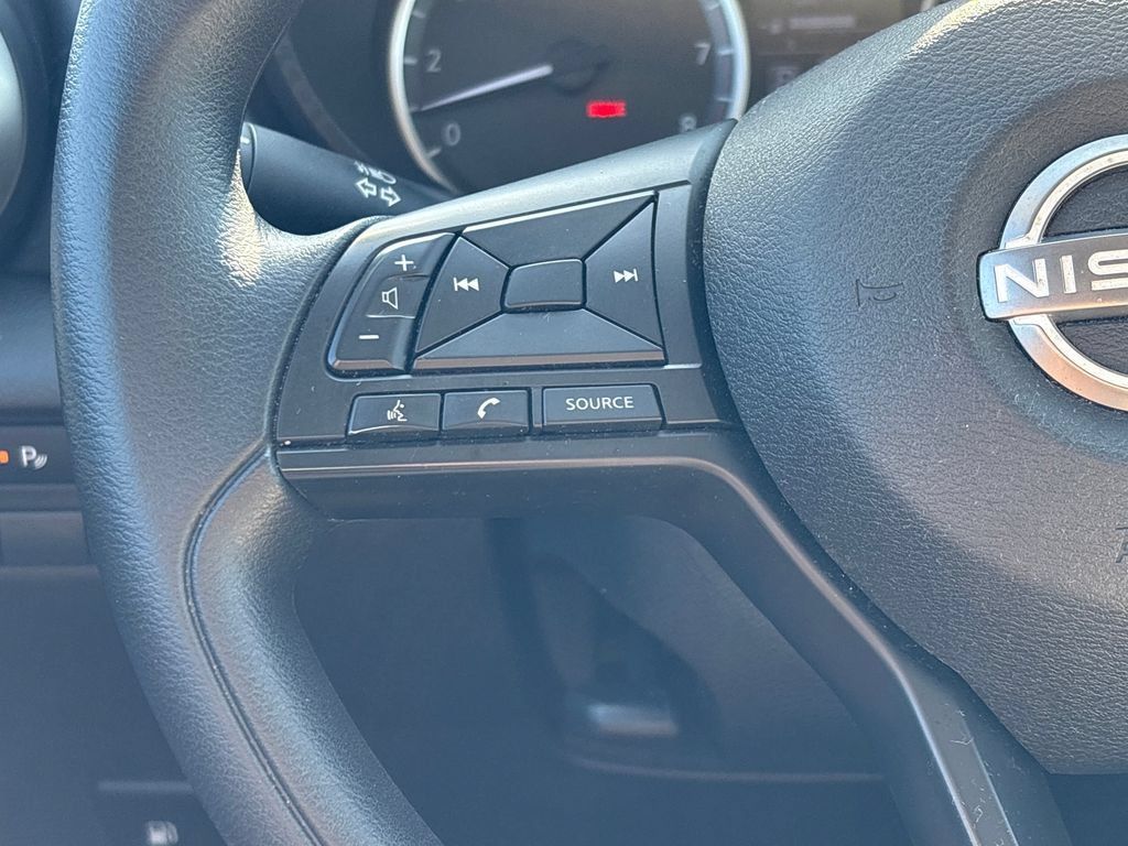 Used 2025 Nissan Versa S FWD image 13