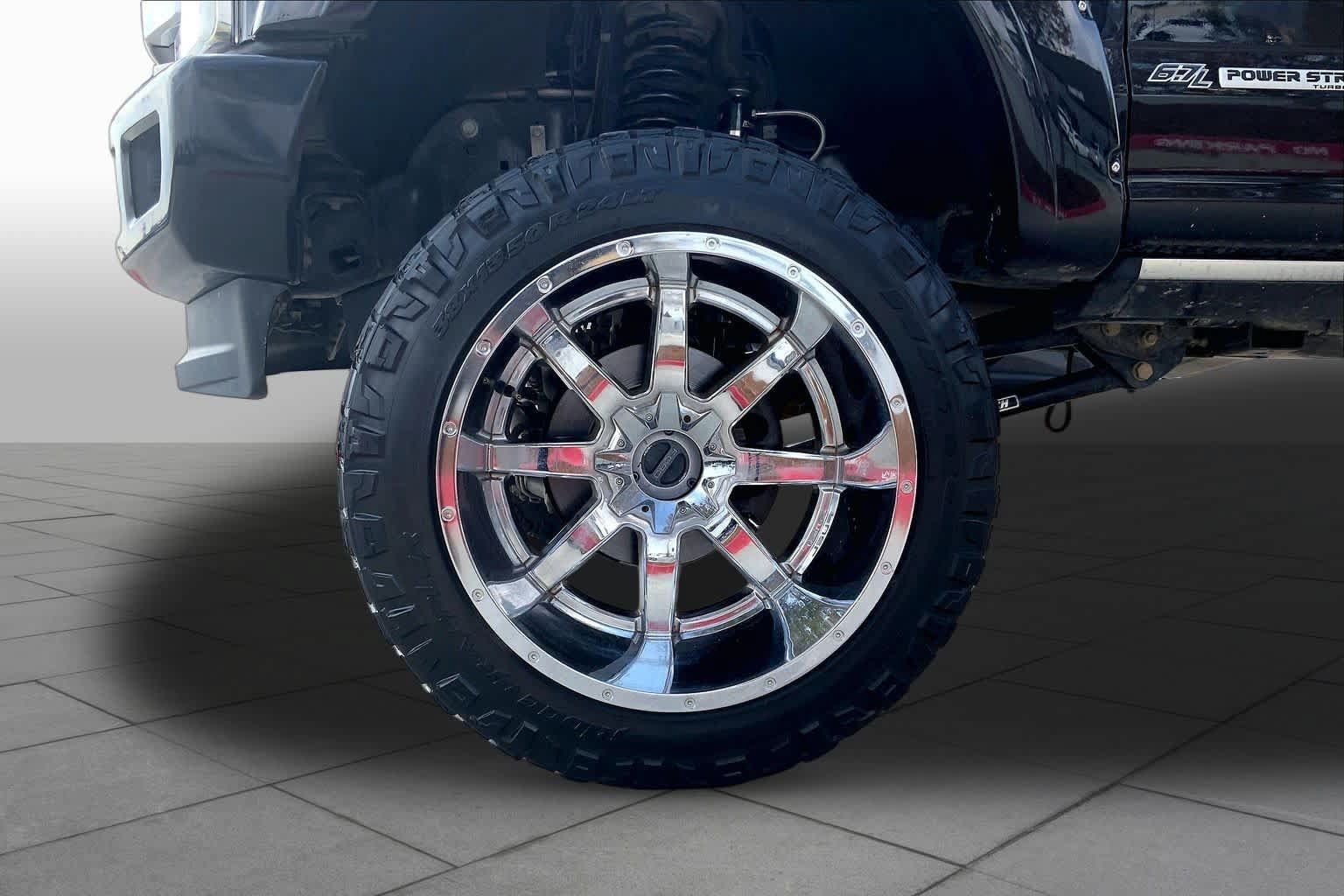 Used 2019 Ford F250 Platinum w/ Platinum Ultimate Package AWD/4WD image 11