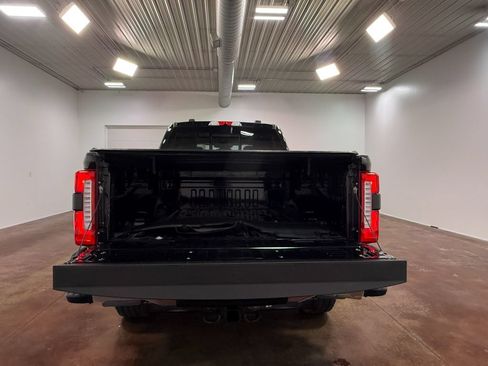Used 2023 Ford F250 Lariat w/ FX4 Off-Road Package AWD/4WD image 27