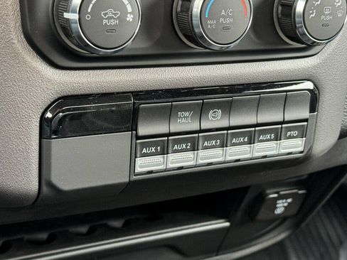 Used 2024 RAM 5500 SLT w/ Quick Order Package 2YG SLT image 24