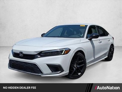 Used 2023 Honda Civic Sport image 1