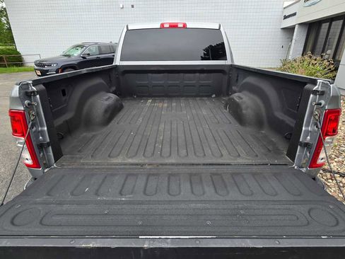 Used 2022 RAM 3500 Tradesman w/ Chrome Appearance Group AWD/4WD image 10