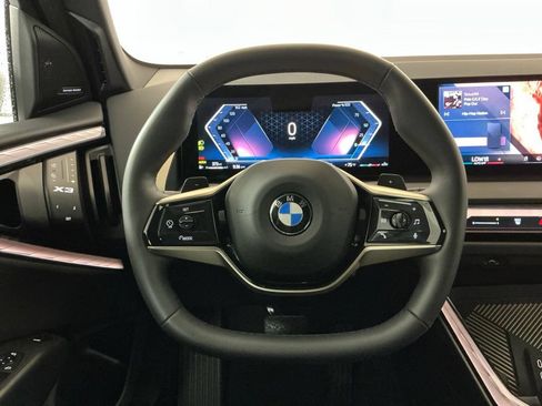 Certified 2025 BMW X3 xDrive30i w/ Premium Package AWD/4WD image 17