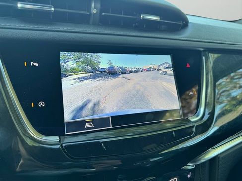 Used 2021 Cadillac XT6 Premium Luxury AWD/4WD image 22