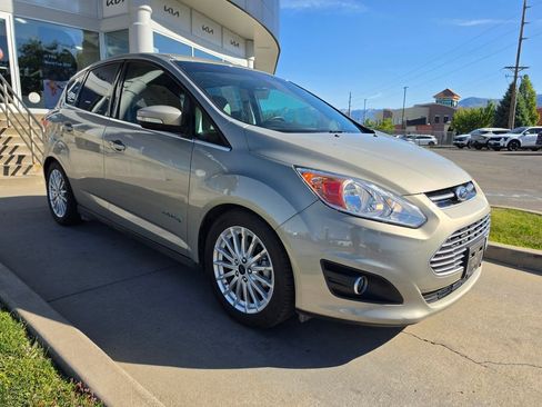 Used 2016 Ford C-MAX SEL w/ Equipment Group 302A FWD image 3