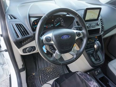 Used 2019 Ford Transit Connect XLT FWD image 12