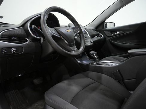 Used 2023 Chevrolet Malibu LT FWD image 11