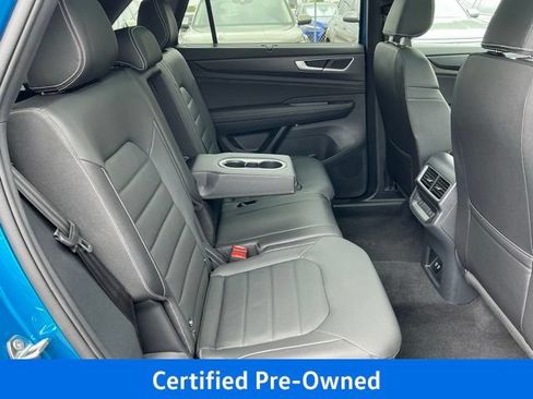 Certified 2025 Volkswagen Atlas Cross Sport SEL R-Line AWD/4WD image 24